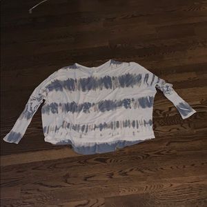 flowy blue and white striped shirt